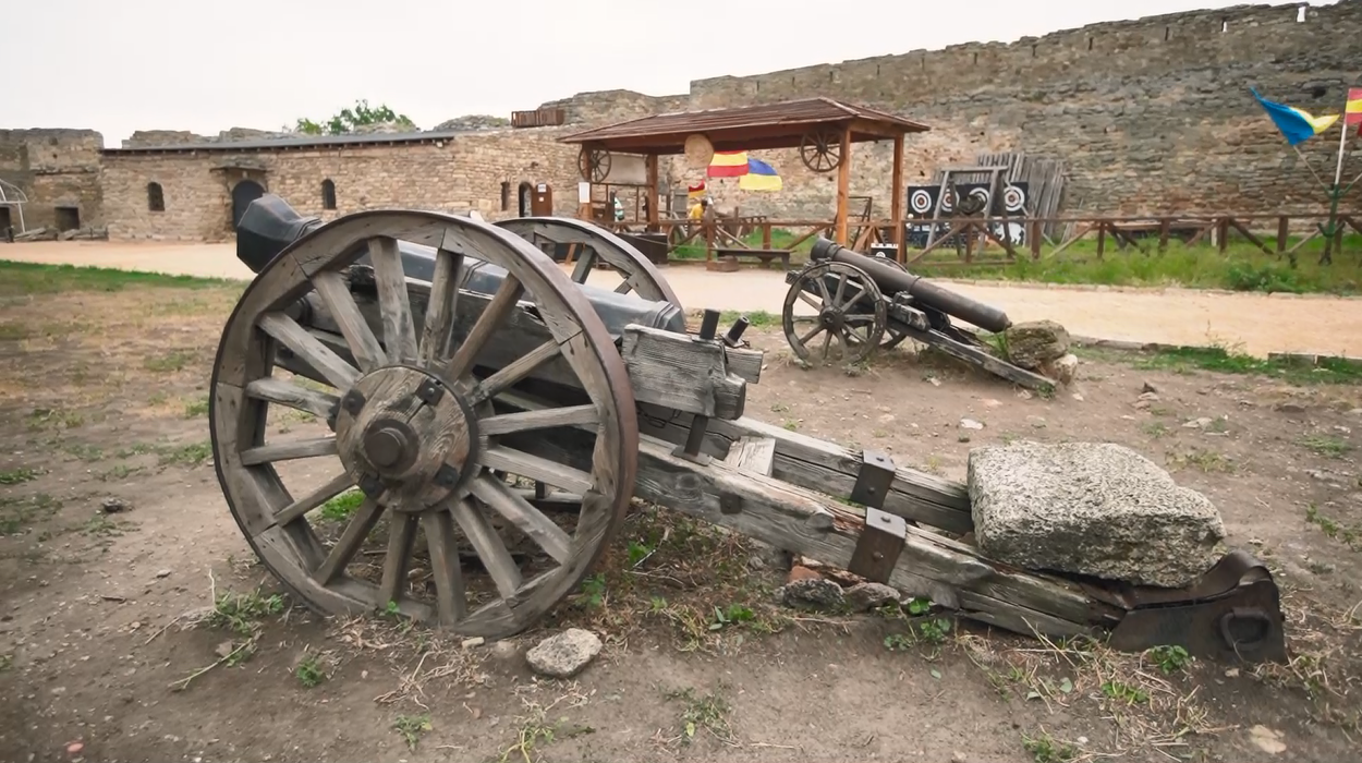 Древня фортеця, острови та особливий колорит: найкращі локації Бессарабії для осіннього вікенду